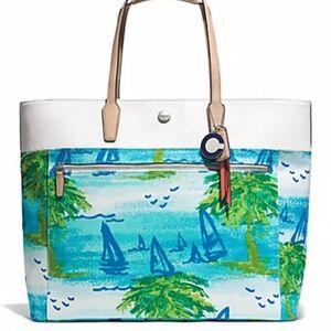 Coach Tote Resort Beach Scene xl tote (COACH F27389)